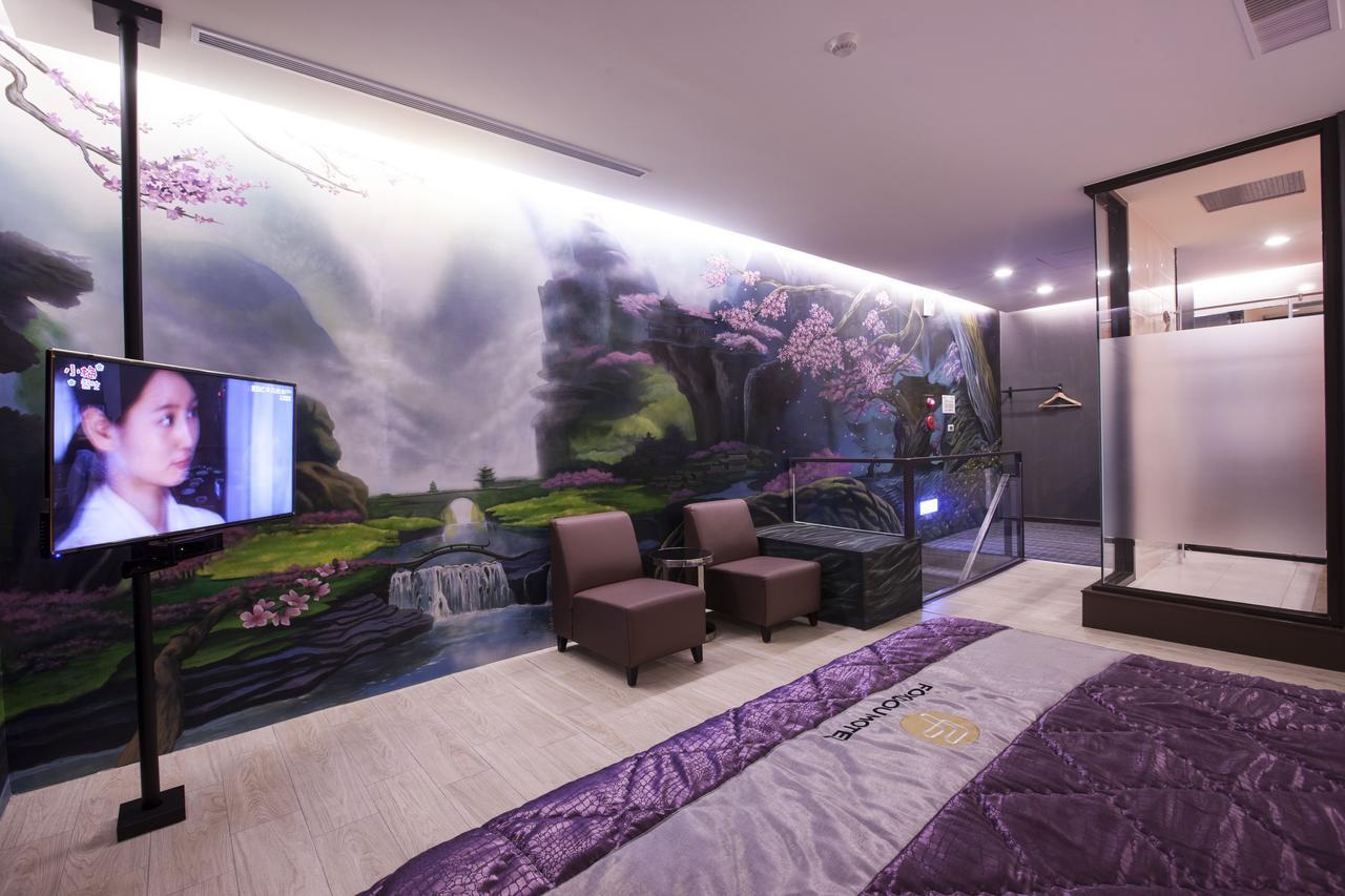 Foxdou Business Motel Tainan Luaran gambar