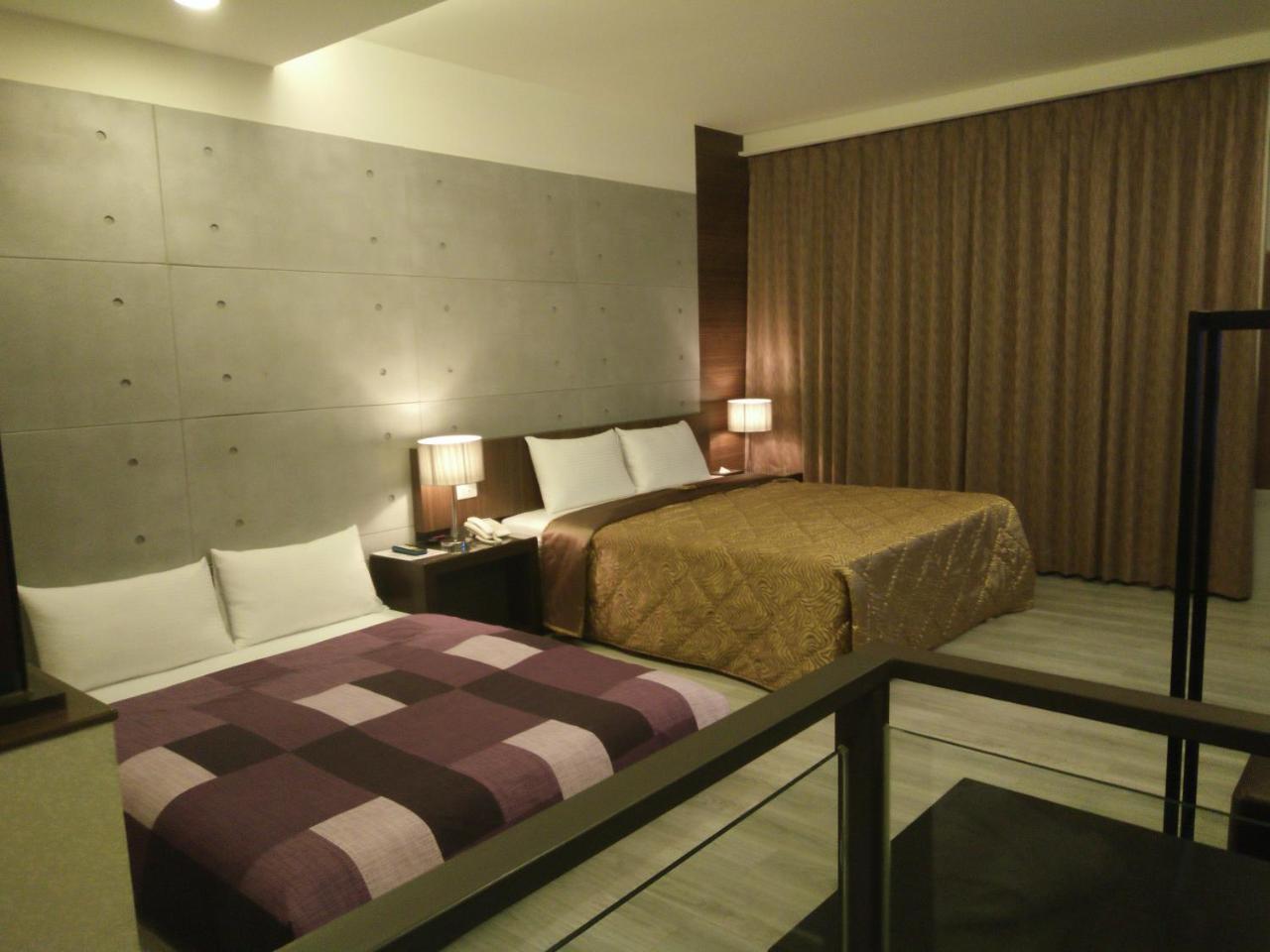 Foxdou Business Motel Tainan Luaran gambar